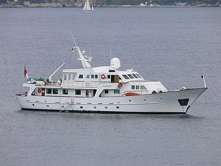 a boat in the water aboard SOUTH PAW C Yacht for Sale
