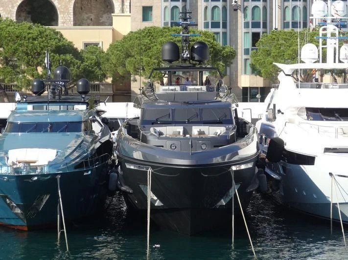 boats in the water aboard SIMPLY EIGHT Yacht for Sale