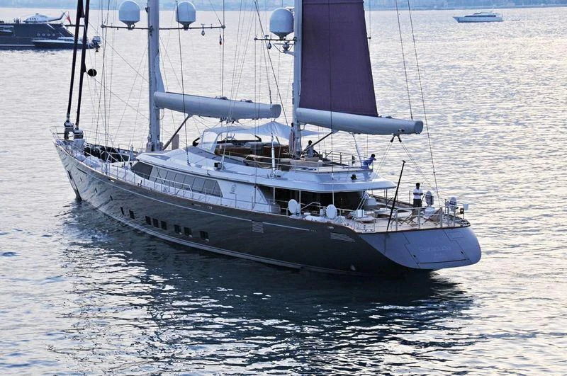 a boat on the water aboard BARACUDA VALLETTA Yacht for Sale