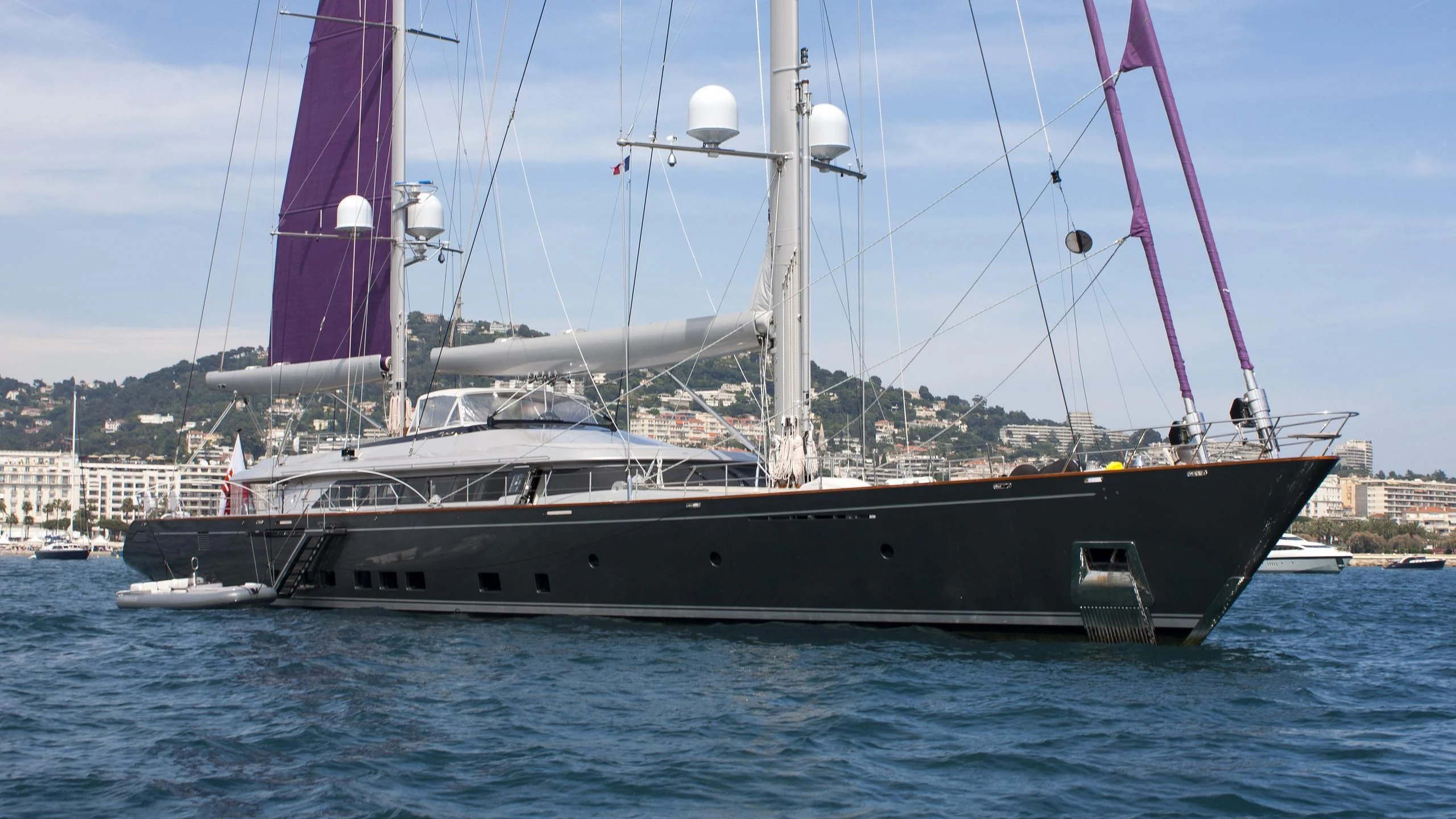 a boat in the water aboard BARACUDA VALLETTA Yacht for Sale