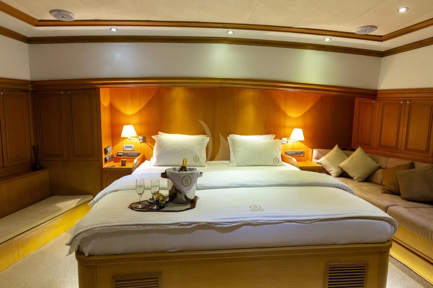 a hotel room with a bed aboard BABYLON Yacht for Sale