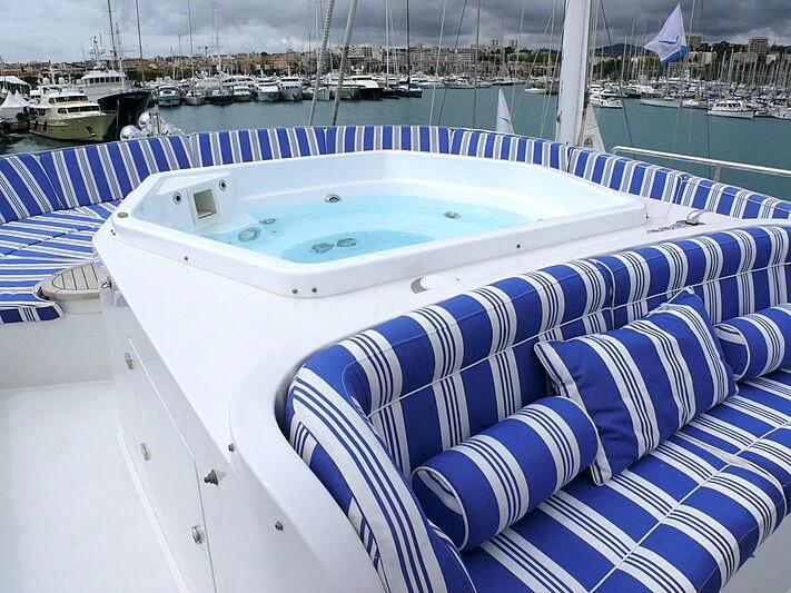 a boat in the water aboard BLIND DATE TOO Yacht for Sale