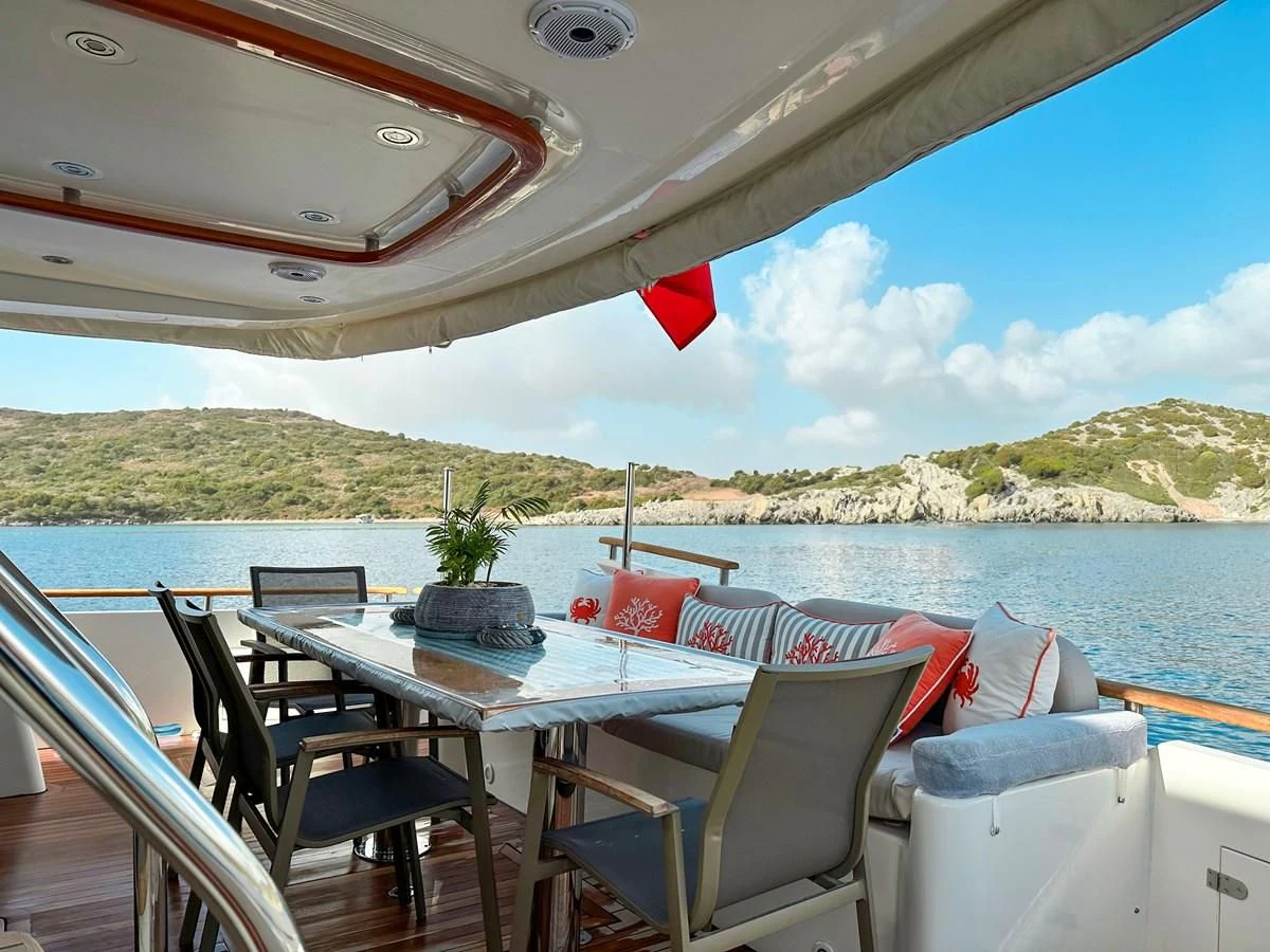 a boat on the water aboard FAIRLINE SQUADRON 74 Yacht for Sale