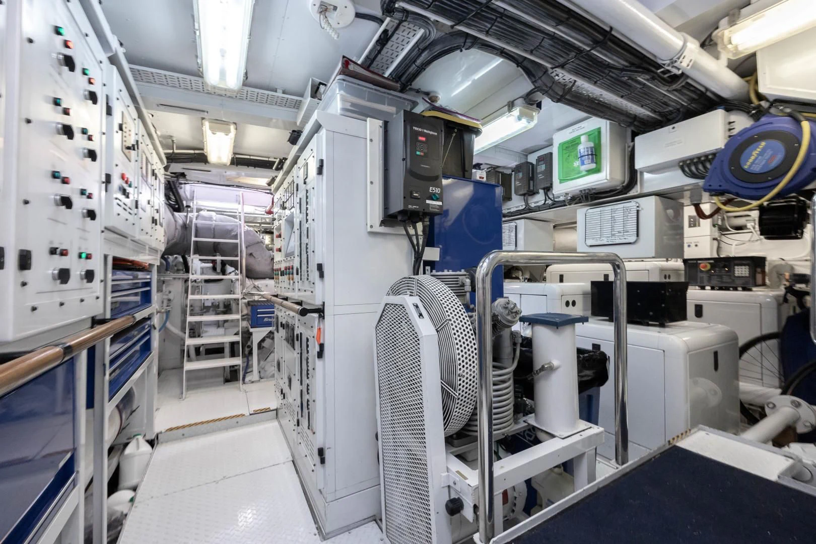 a room with several machines aboard DREAM RIDER Yacht for Sale