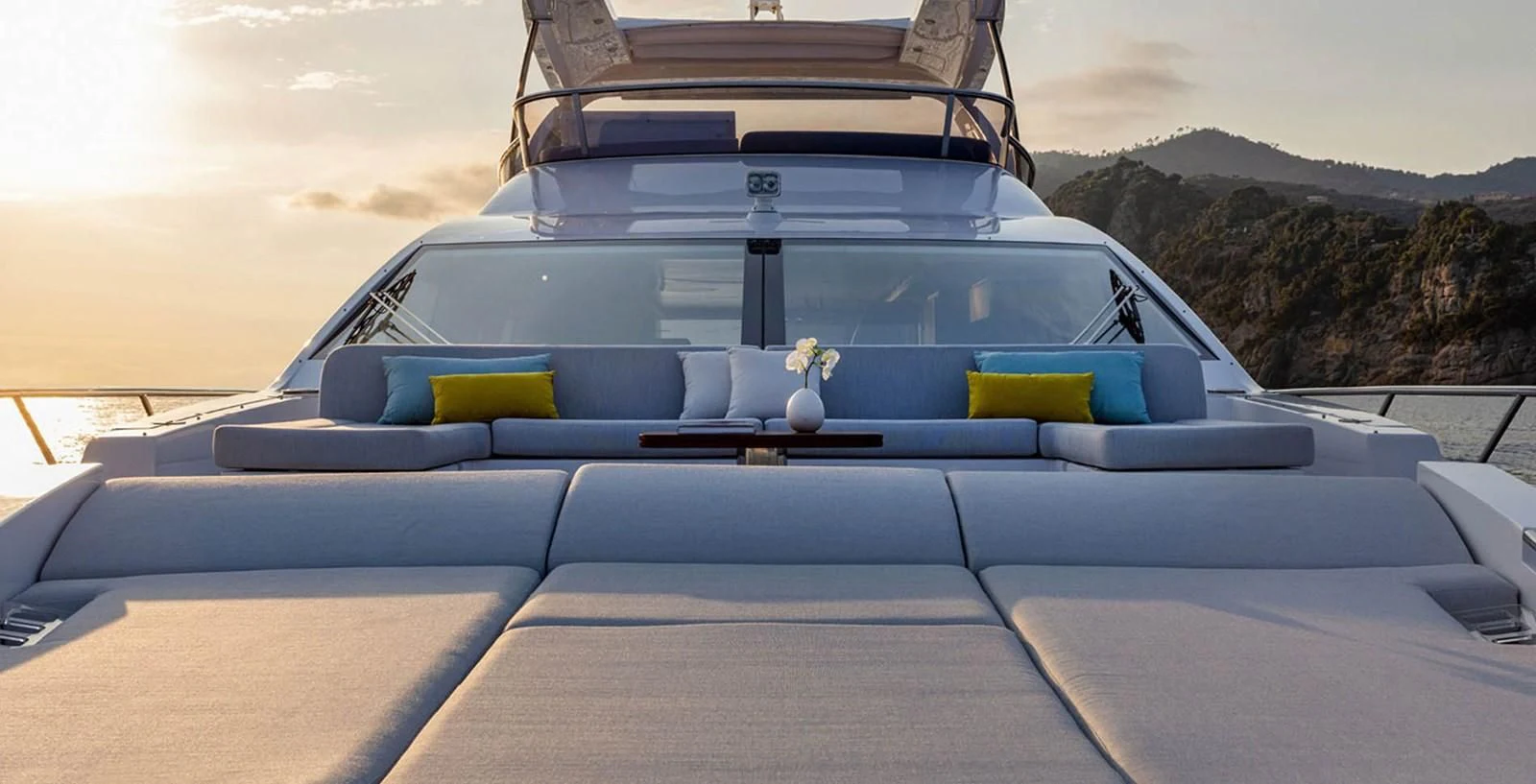 a car with a flower on the front aboard SOLSTICE Yacht for Sale