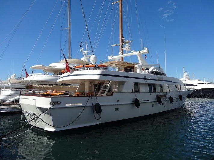 a white boat in the water aboard FIORENTE Yacht for Sale