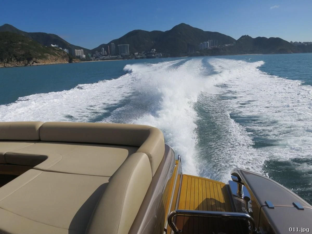 a boat on the water aboard RIVA 86 DOMINO Yacht for Sale