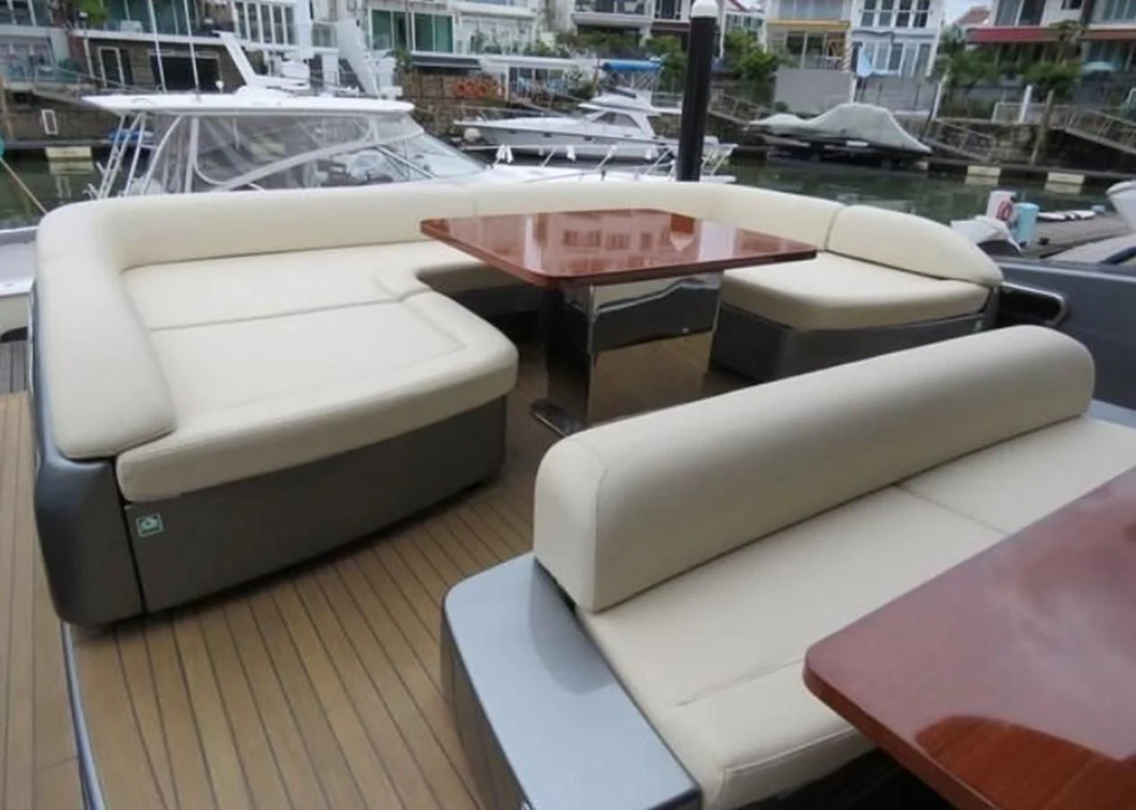 a boat on the water aboard RIVA 86 DOMINO Yacht for Sale