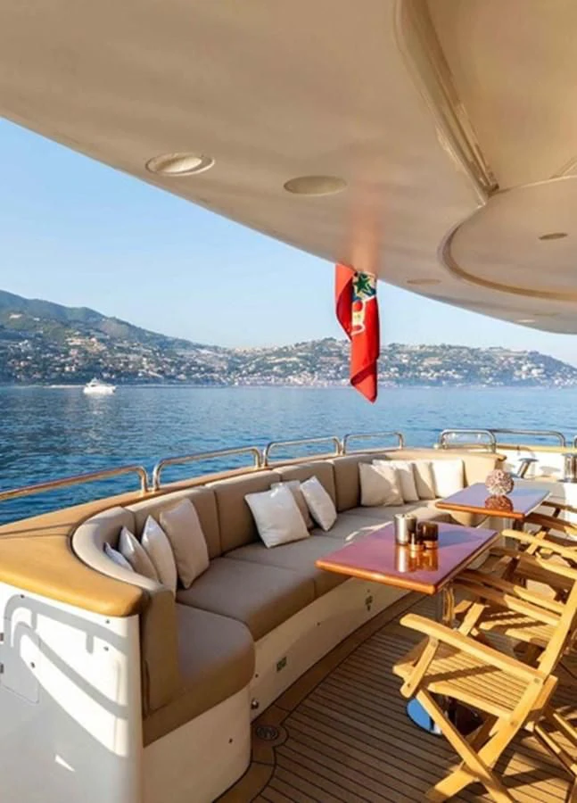 a boat on the water aboard MI AMORE JULIA Yacht for Sale