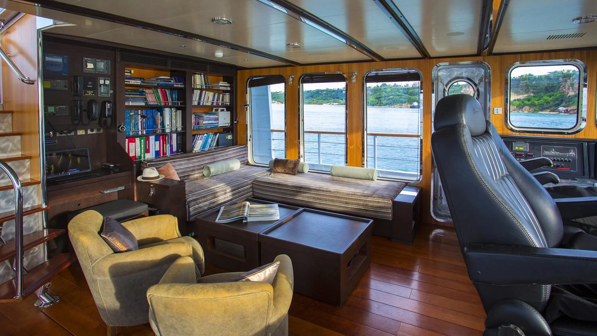 inside of a bus aboard PAOLYRE Yacht for Sale