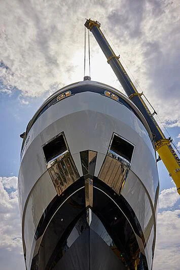 a tall tower with a crane aboard SOLEIL Yacht for Sale