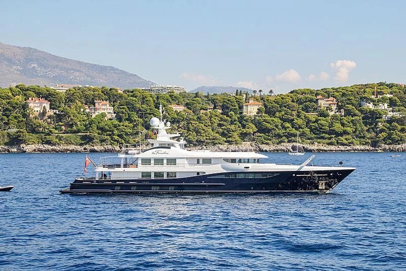 a boat on the water aboard LA FAMILIA Yacht for Sale