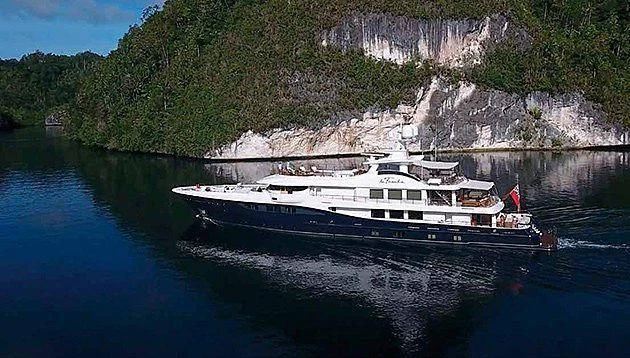 a boat on the water aboard LA FAMILIA Yacht for Sale