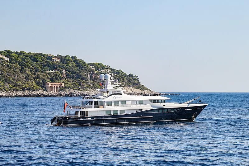 a boat in the water aboard LA FAMILIA Yacht for Sale