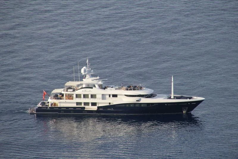 a boat in the water aboard LA FAMILIA Yacht for Sale