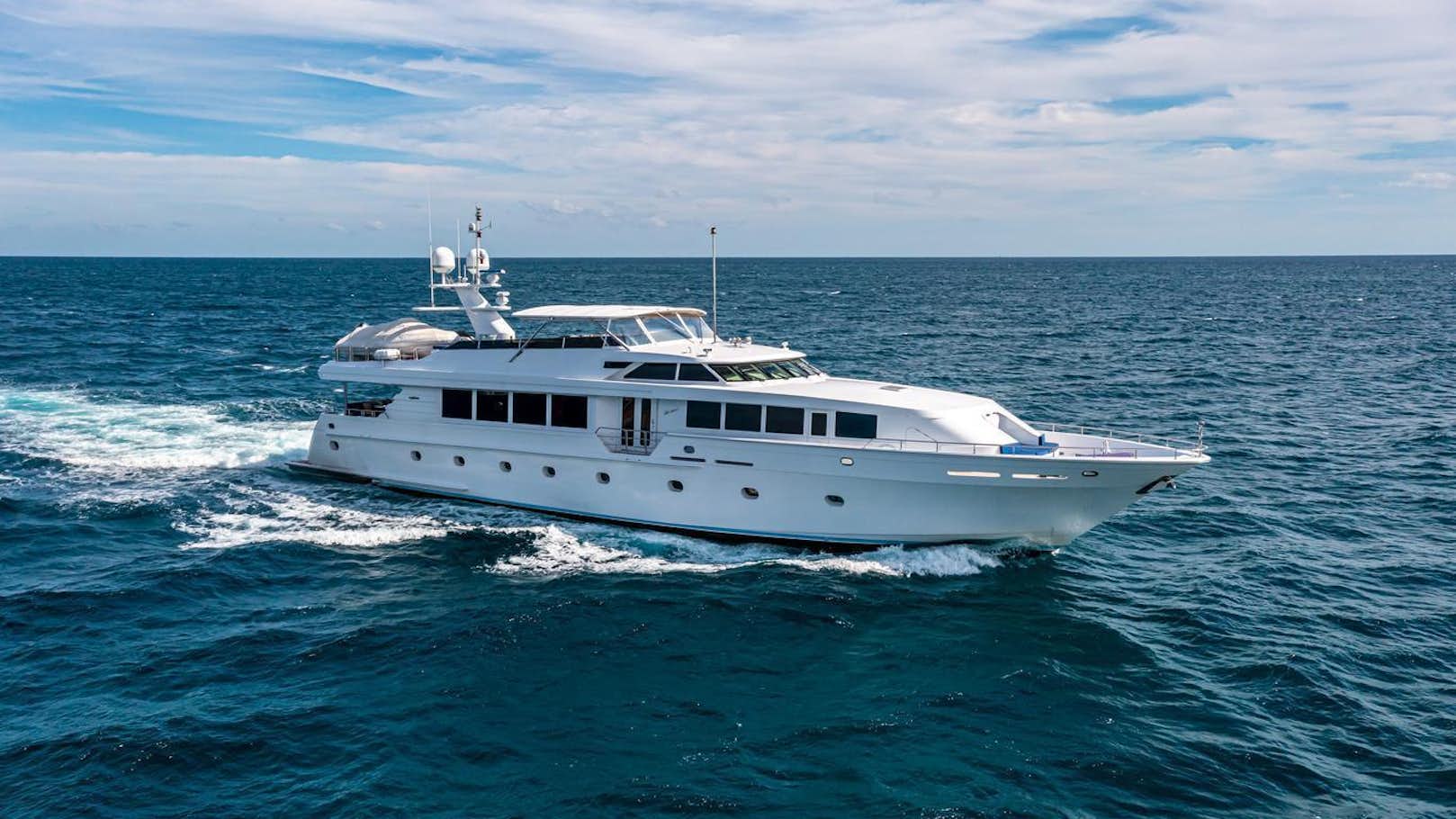 Watch Video for XOXO (118') Yacht for Charter