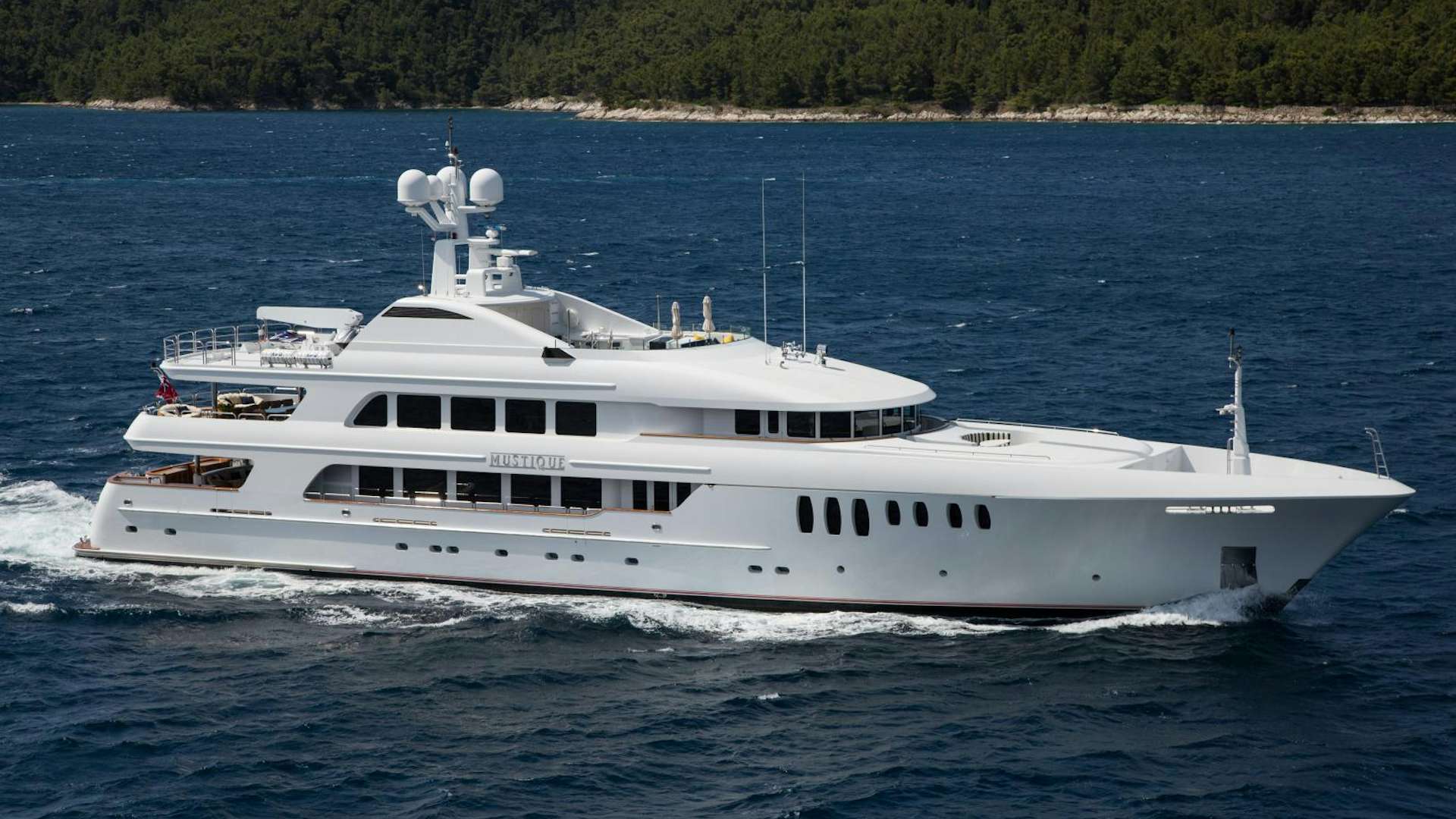 Watch Video for MUSTIQUE Yacht for Sale