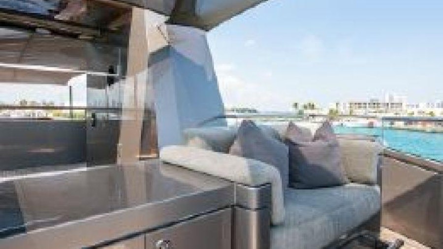 MIZU Yacht MIZU Yacht