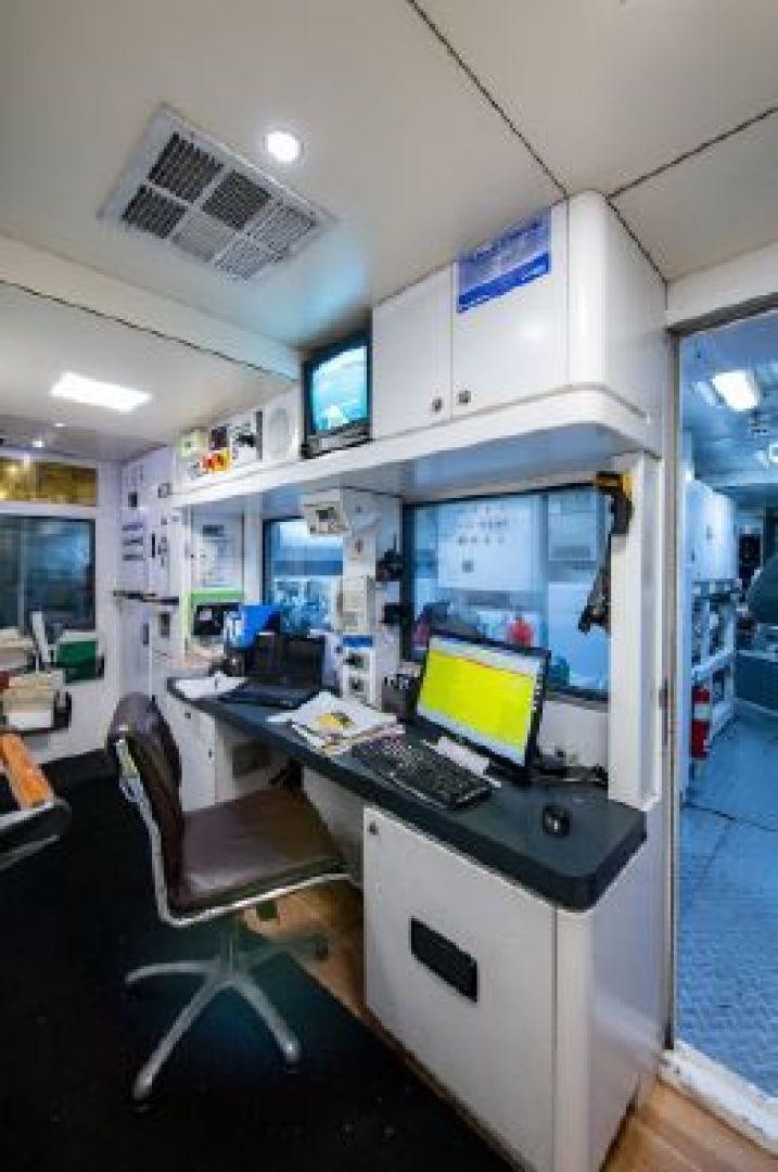 an office with computers aboard 174 OCEANFAST MIZU Yacht for Sale