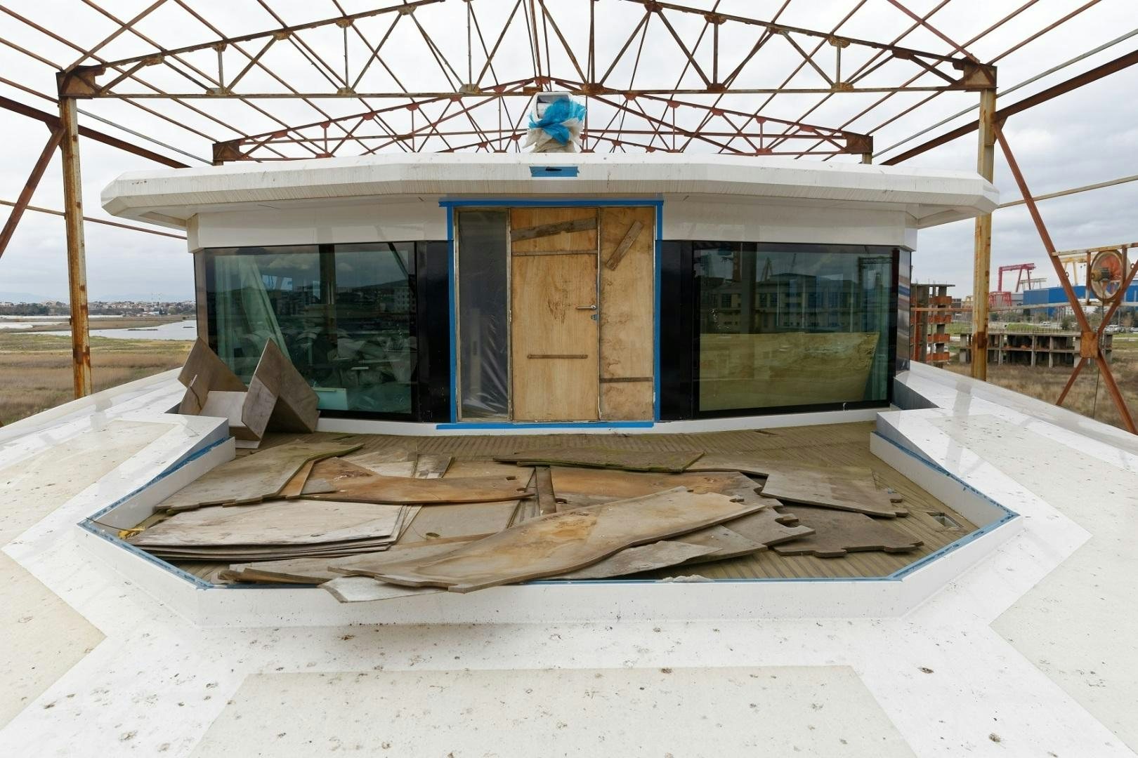 a house under construction aboard NO NAME Yacht for Sale