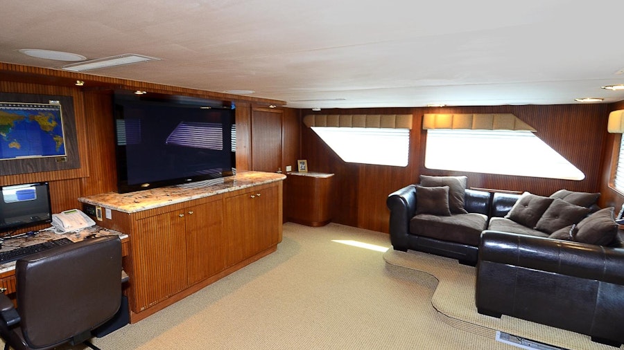 GOLDEN COMPASS Yacht GOLDEN COMPASS Yacht