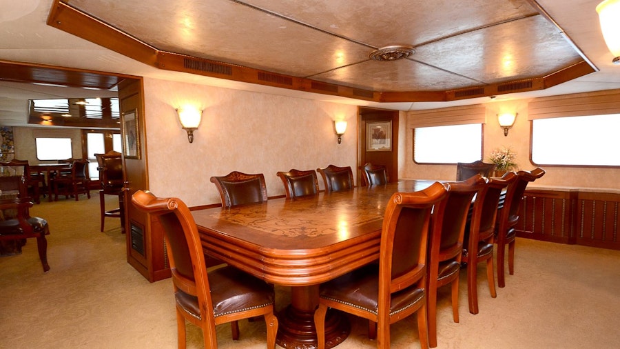 GOLDEN COMPASS Yacht GOLDEN COMPASS Yacht