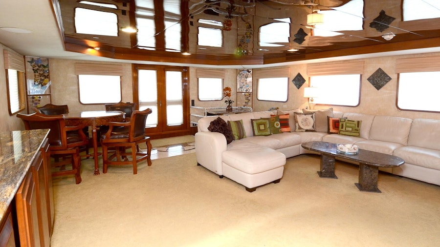 GOLDEN COMPASS Yacht GOLDEN COMPASS Yacht
