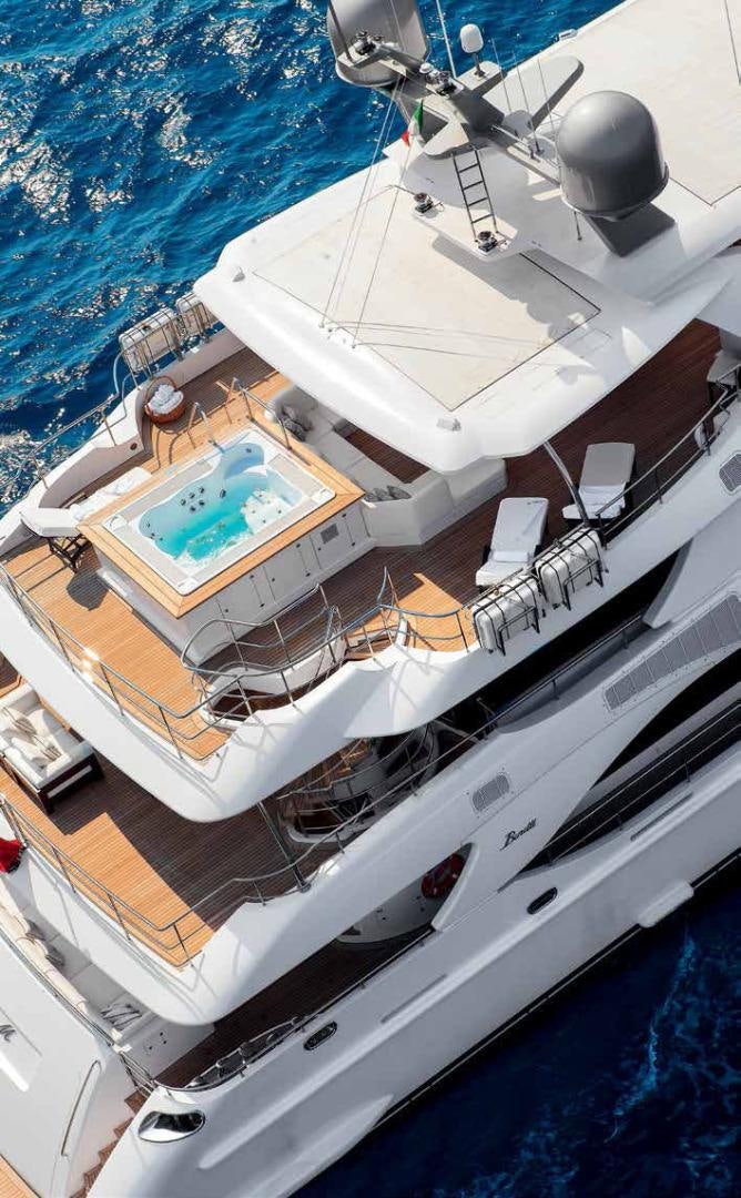 a boat with a sink and a tub aboard DREW Yacht for Sale