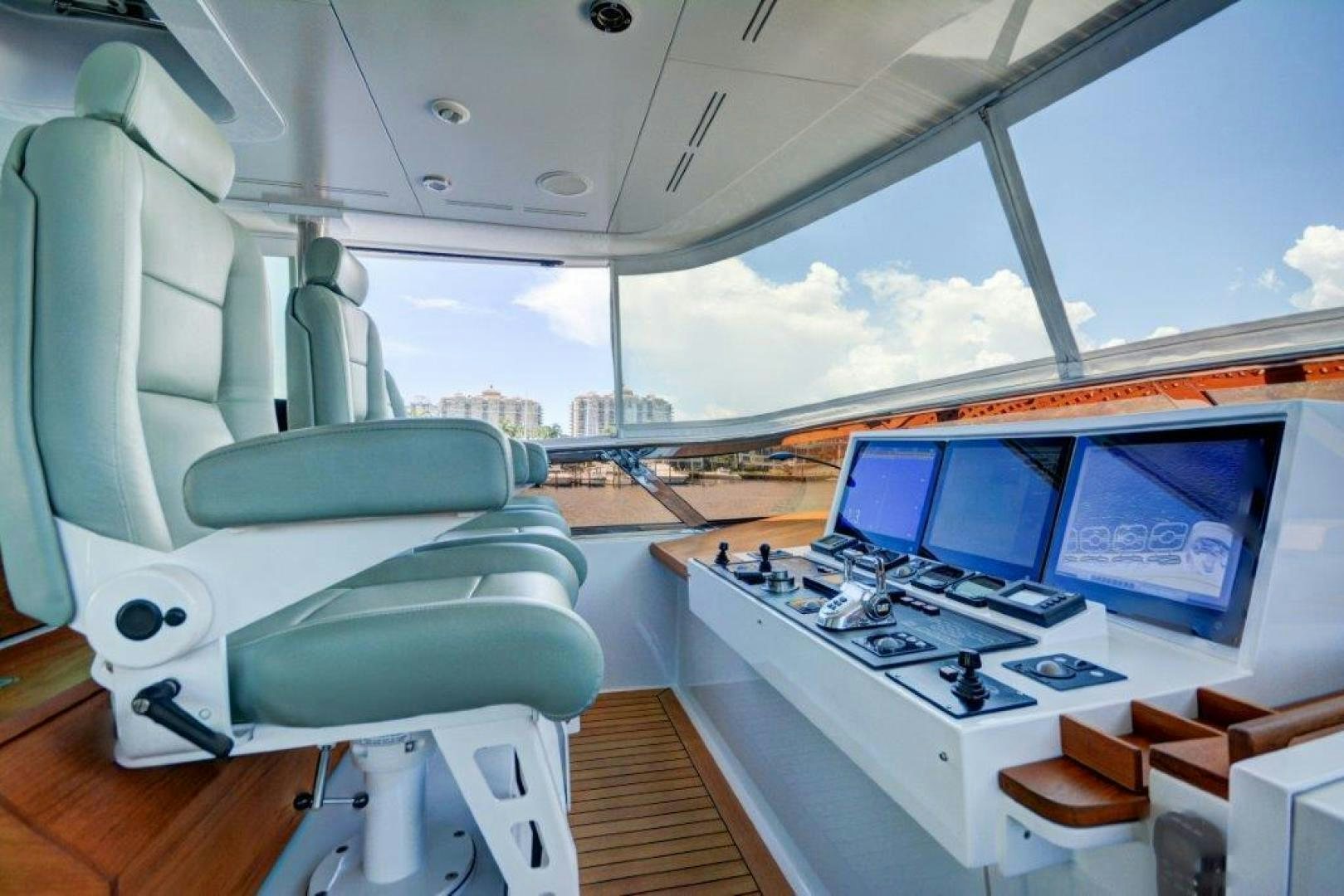 inside of a plane aboard SERQUE Yacht for Sale