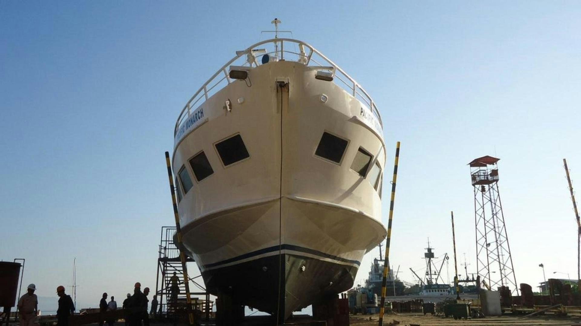 a large white space ship aboard NO NAME Yacht for Sale