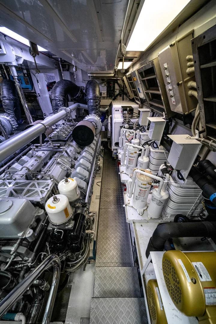 a room full of machinery aboard KABIR 130S STABILIZED WITHOUT TAKING AWAY FROM PERFORMANCE (COPY) Yacht for Sale