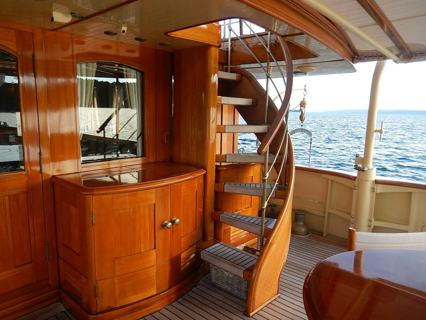 a bunk bed in a cabin aboard ATLANTIDE Yacht for Sale