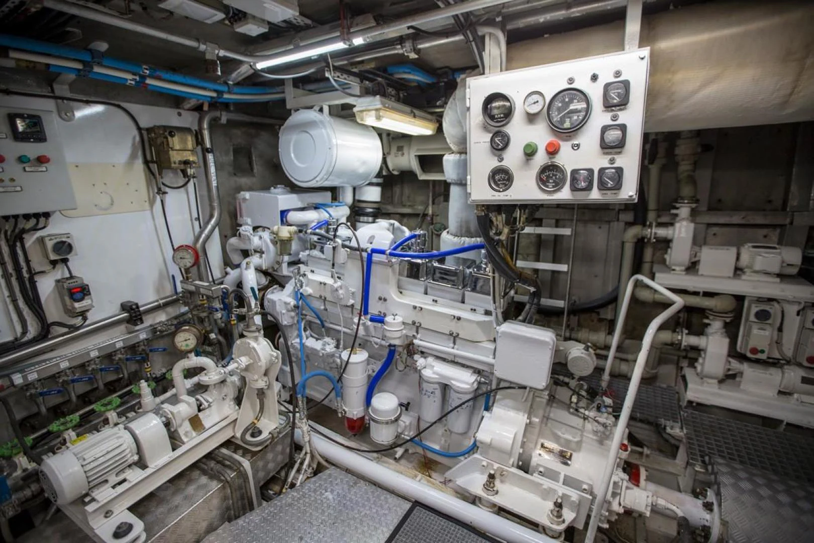 a room with several machines aboard KAHU Yacht for Sale