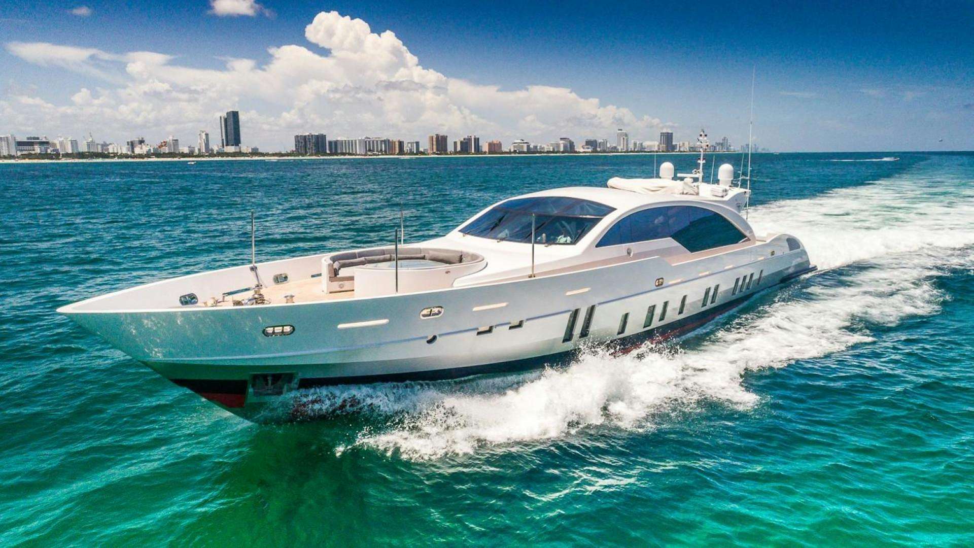 Double shot
Yacht for Sale
