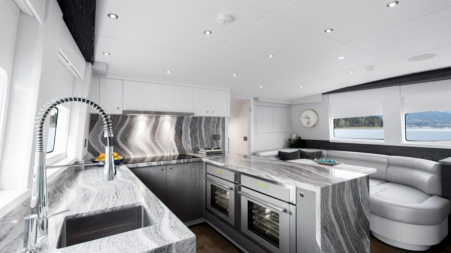 Crescent Lady Yacht Crescent Lady Yacht