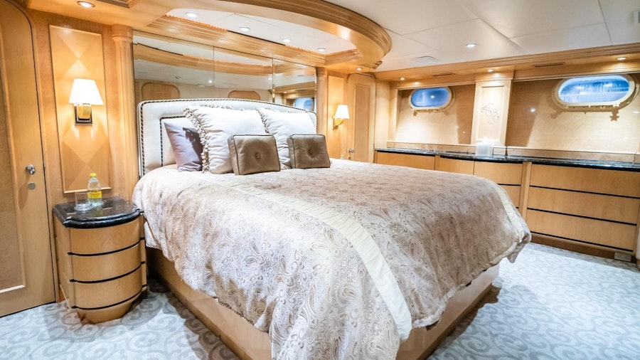 Lady Sharon Gale Yacht Lady Sharon Gale Yacht