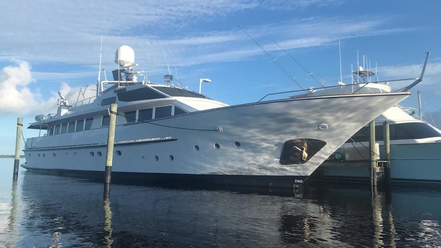 Timeless Yacht Timeless Yacht