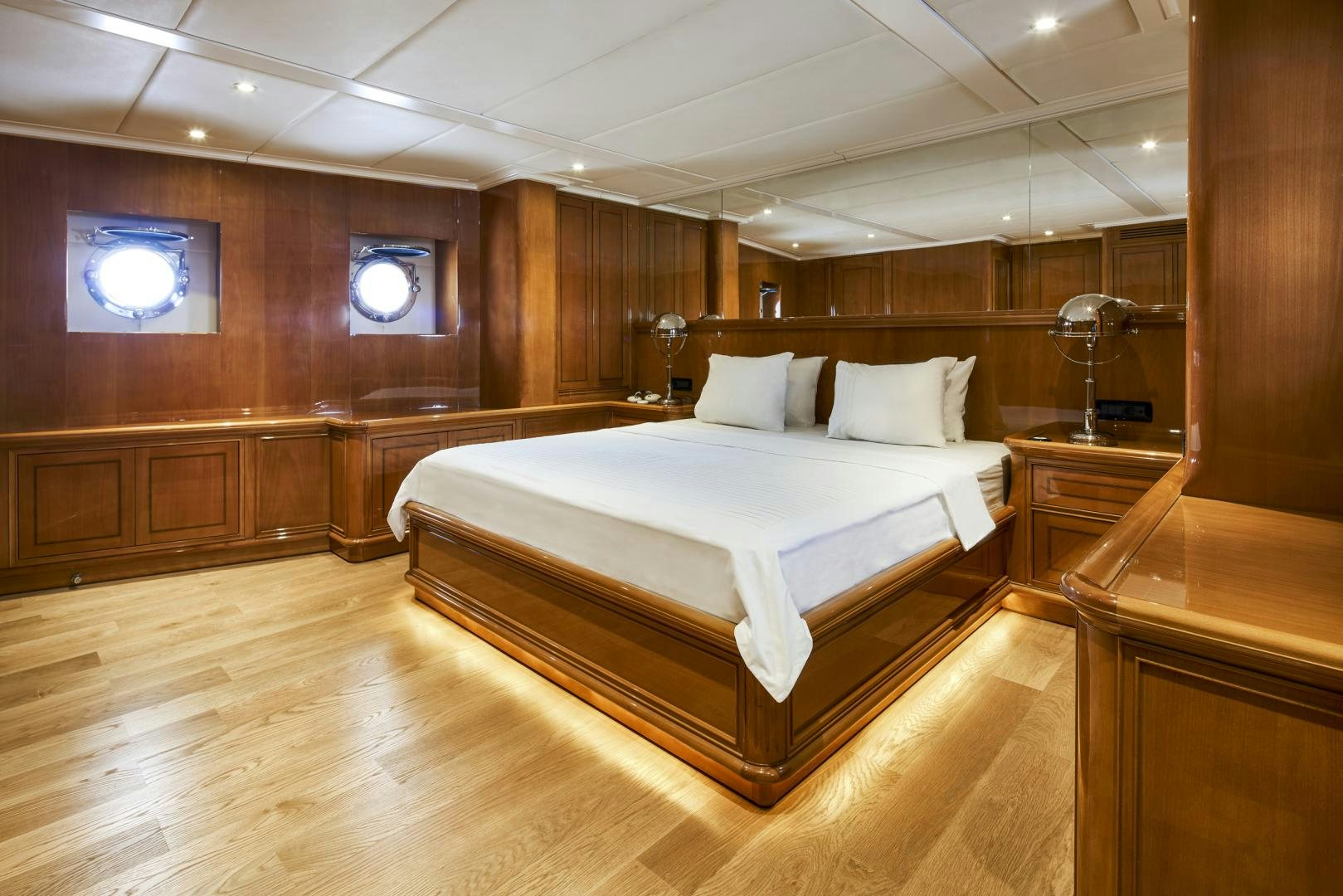 a room with a bed and a desk aboard OLDE SALT Yacht for Sale