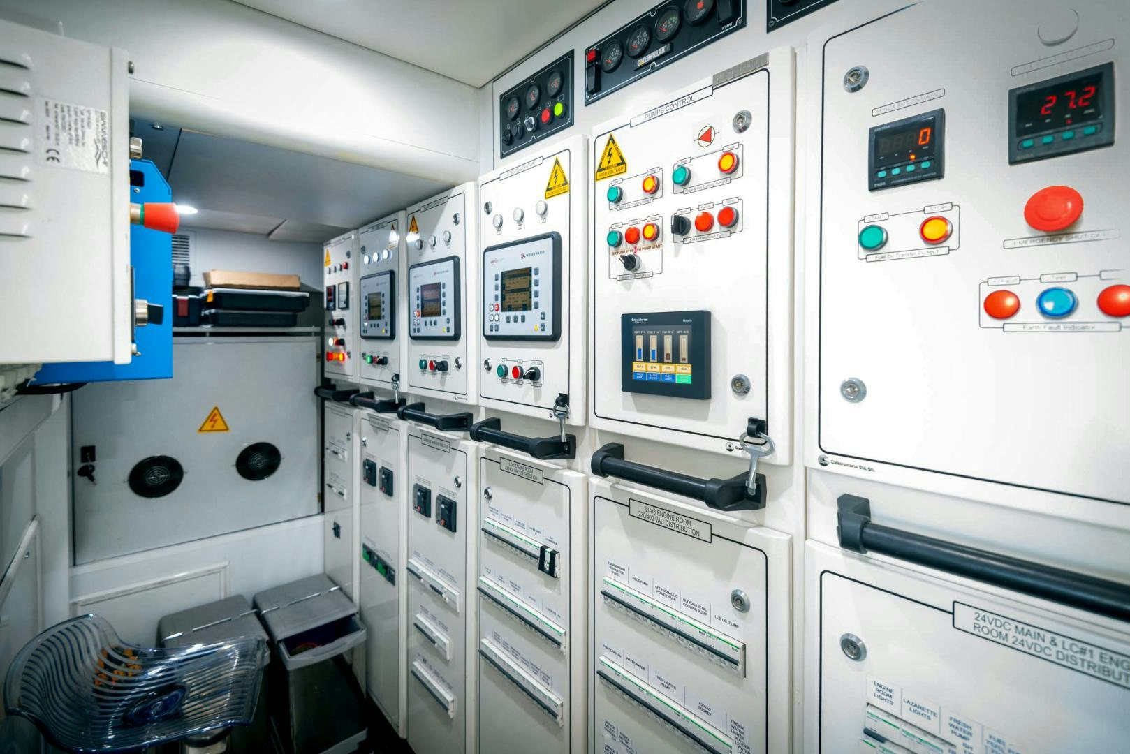 a room with several machines aboard CURFEW II Yacht for Sale