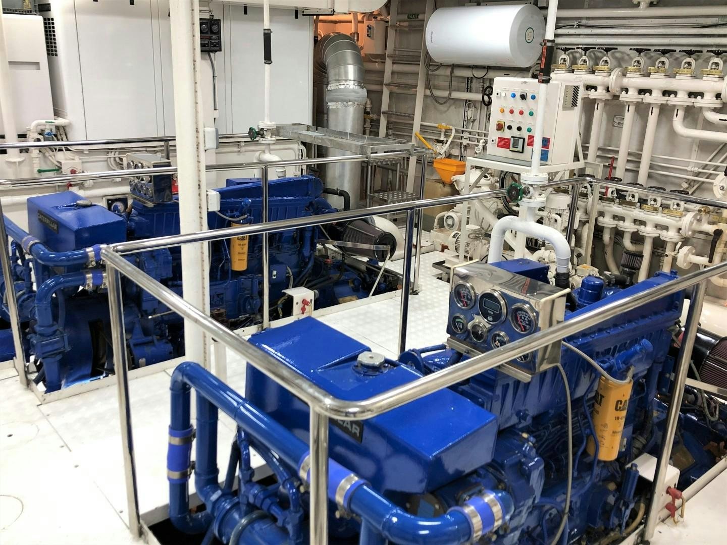 a room with machinery aboard NO NAME Yacht for Sale