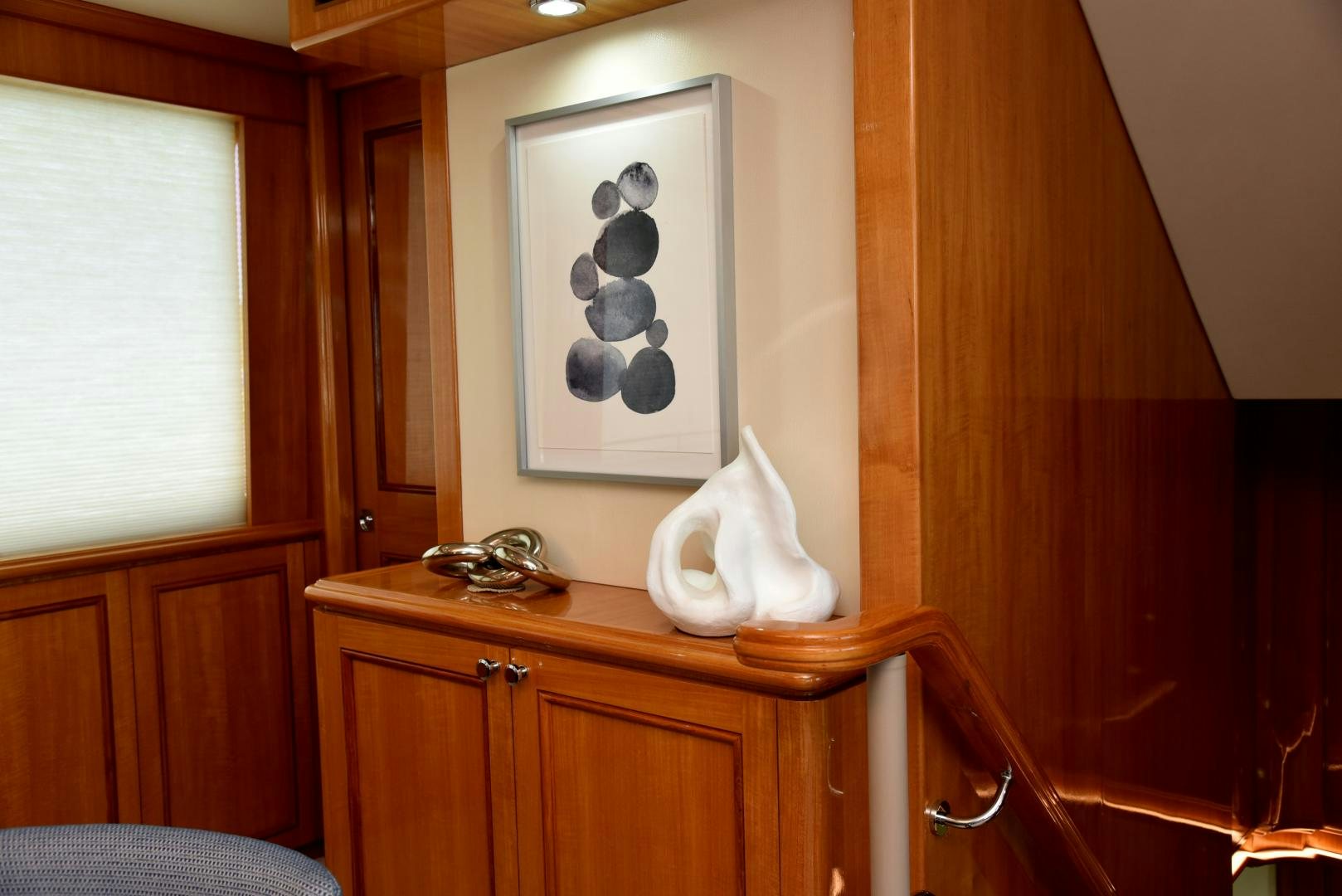 a mirror on a wall aboard BLUE STEELE Yacht for Sale