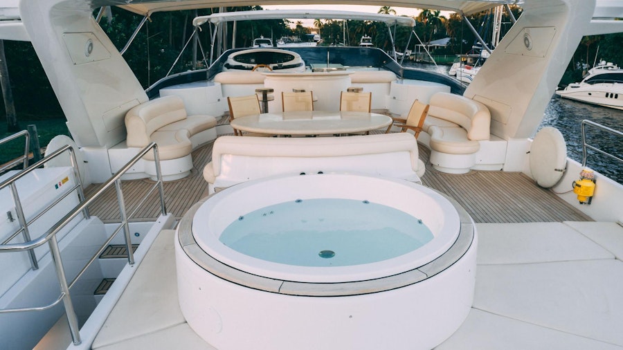 Cristales Yacht Cristales Yacht