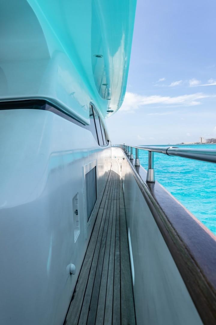 a train on a bridge aboard EL CAPRICHO Yacht for Sale