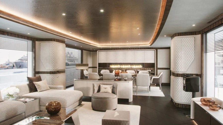 G 300 Yacht G 300 Yacht