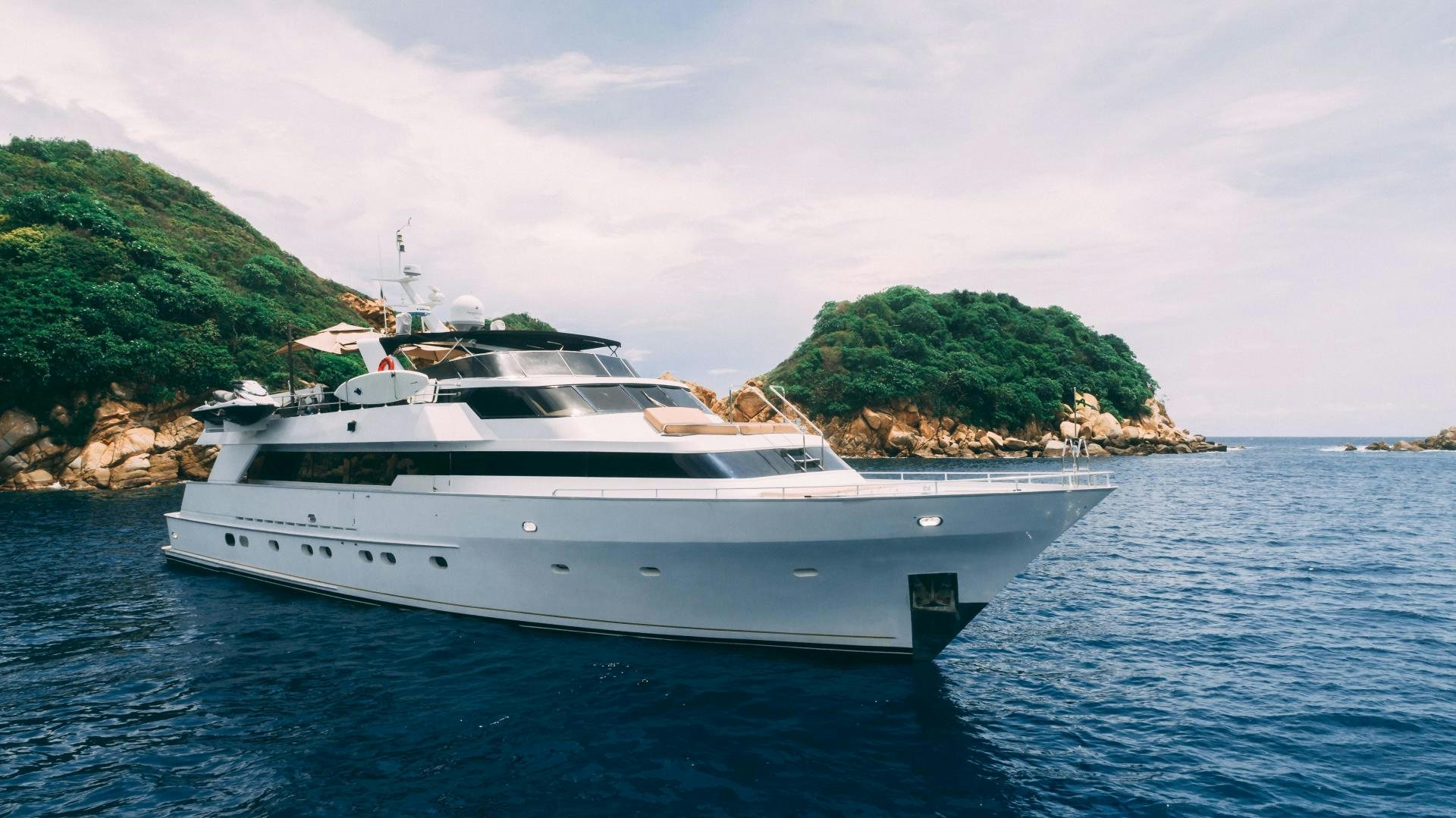 a boat on the water aboard MARAZUL Yacht for Sale