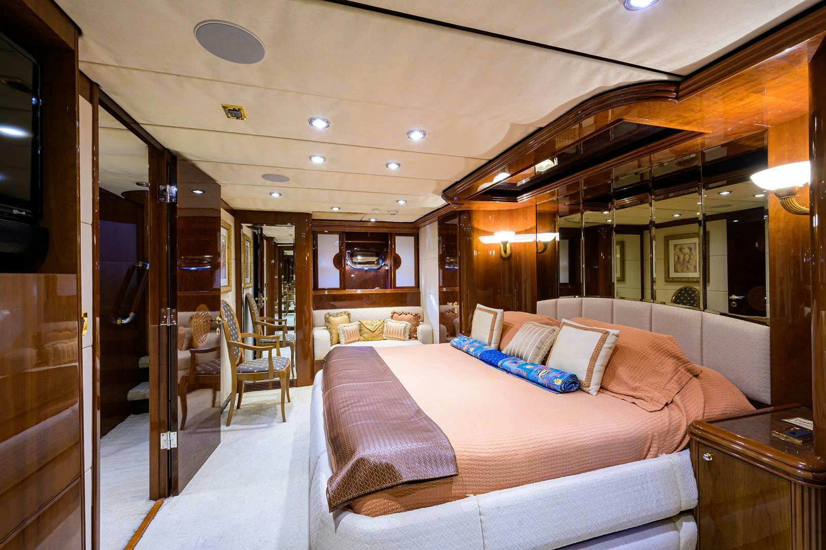 a hotel room with a bed aboard MY DESTINY Yacht for Sale