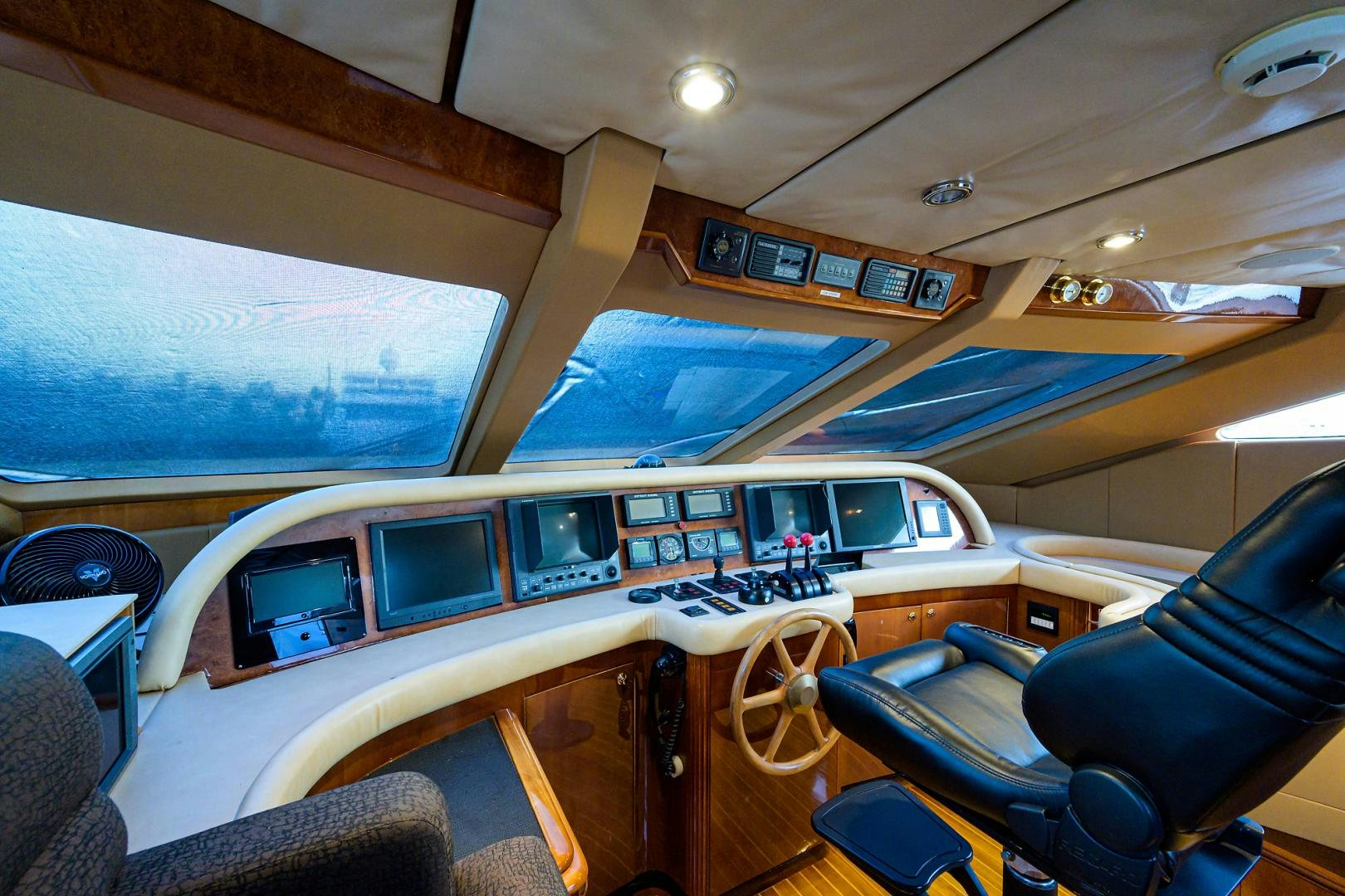 inside of a boat aboard MY DESTINY Yacht for Sale