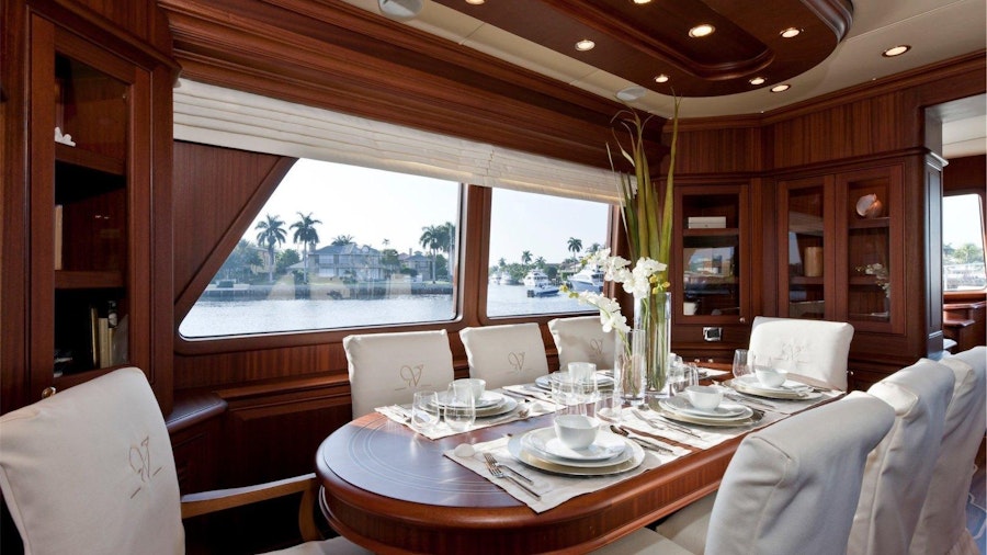 NEW Vicem 97 Cruiser Yacht NEW Vicem 97 Cruiser Yacht