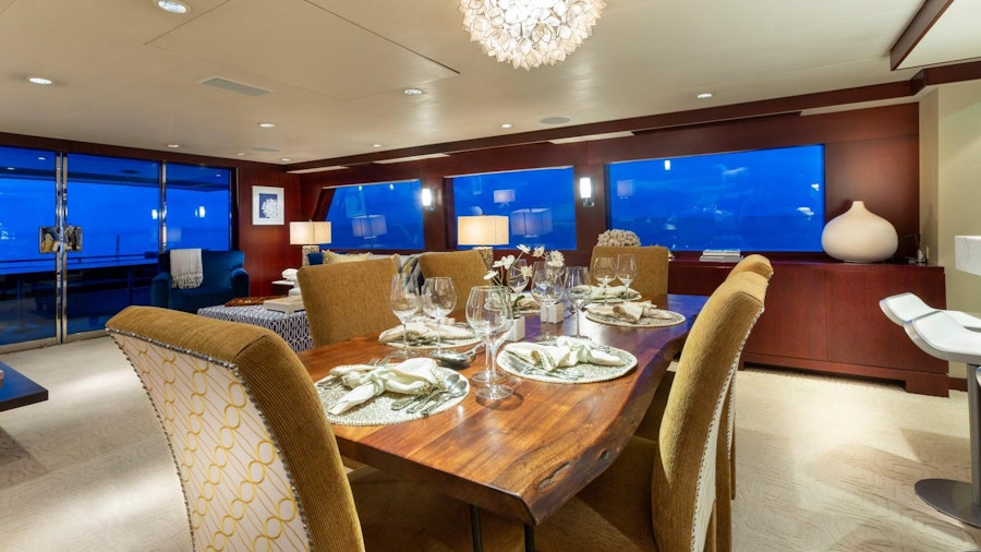 Cru Yacht Cru Yacht