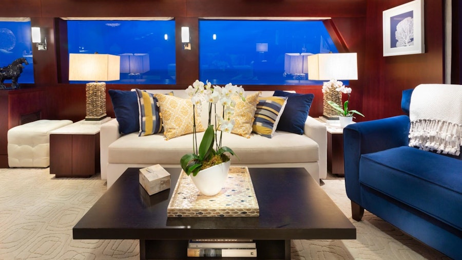 Cru Yacht Cru Yacht